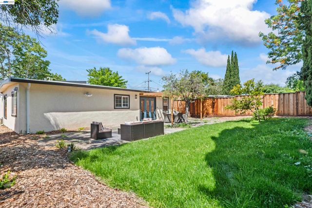 42740 Jefferson Street, Fremont, CA 94538