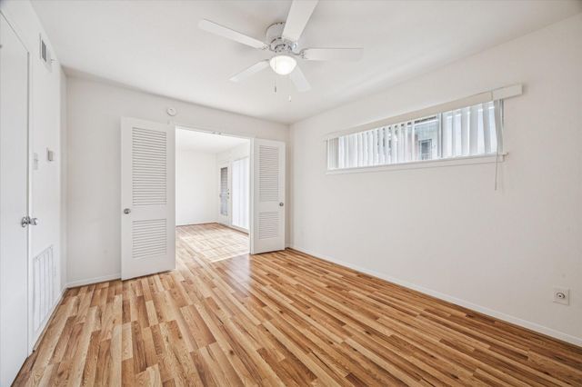 3703 Roseland Street 10, Houston, TX 77006