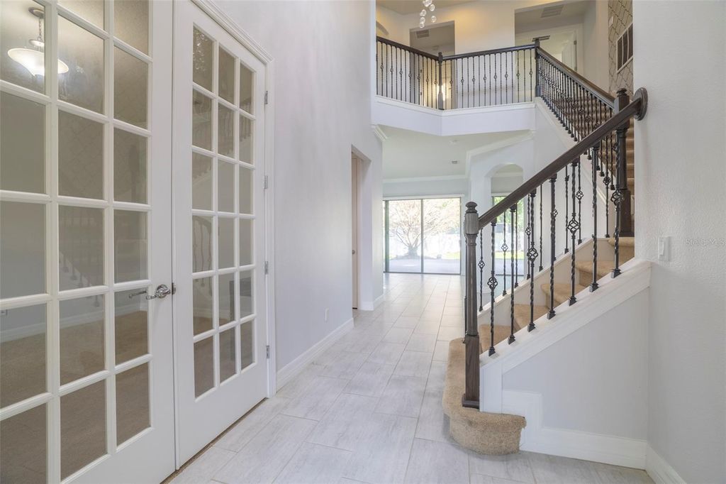 Image 13 of property listing at 10950 CITRON OAKS DRIVE, Orlando, FL 32836