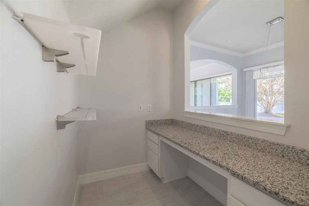 Image 23 of property listing at 10950 CITRON OAKS DRIVE, Orlando, FL 32836