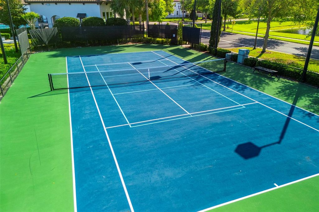 Image 43 of property listing at 10950 CITRON OAKS DRIVE, Orlando, FL 32836