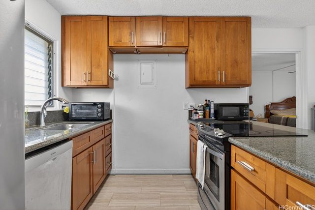 98-703 Iho Place 1-901, Aiea, HI 96701