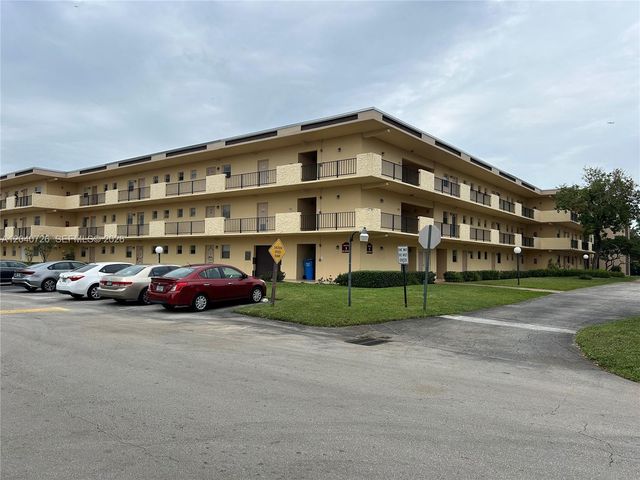 100 Berkley Rd 210, Hollywood, FL 33024