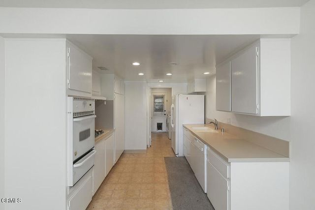 337 E Plymouth Street, Glendora, CA 91740