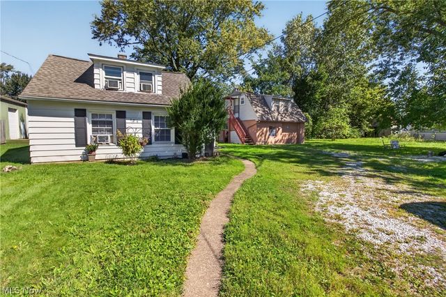 186 Parmely Avenue, Elyria, OH 44035