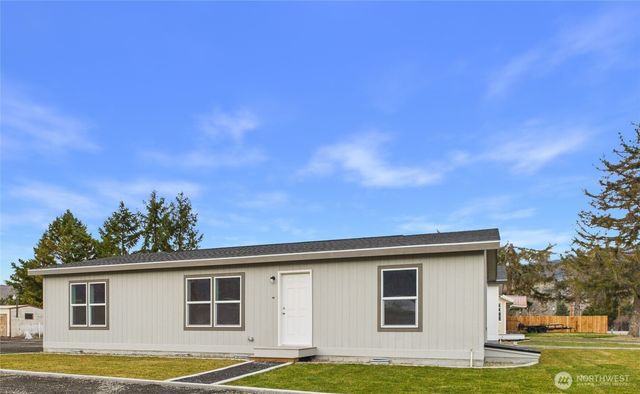 401 2nd Street SW, Rock Island, WA 98850