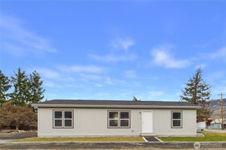 401 2nd Street SW, Rock Island, WA 98850