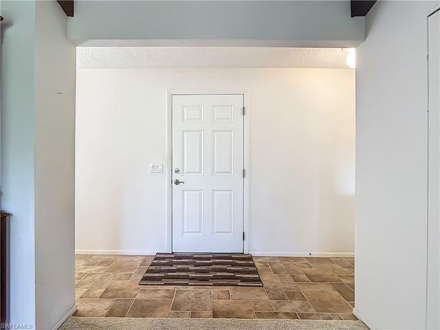 1595 Bunting LN, Sanibel, FL 33957