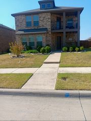 2256 Spring Hollow Drive, Lancaster, TX 75134