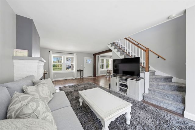 5886 Tonawanda Creek Road, Pendleton, NY 14094