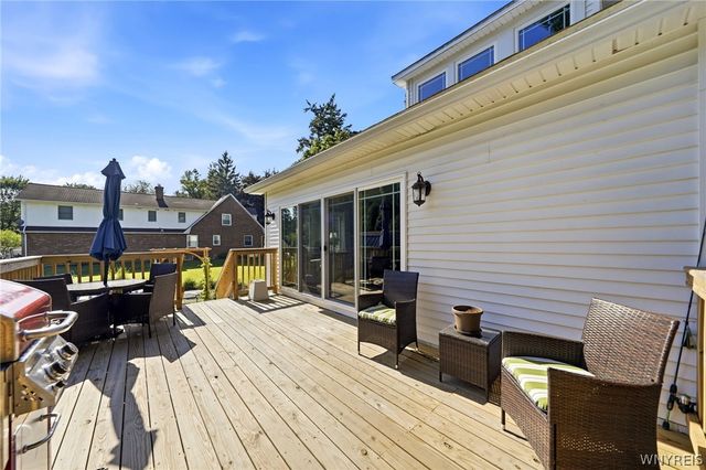 5886 Tonawanda Creek Road, Pendleton, NY 14094