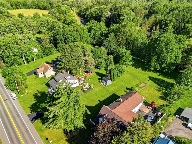 5886 Tonawanda Creek Road, Pendleton, NY 14094