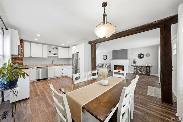 5886 Tonawanda Creek Road, Pendleton, NY 14094