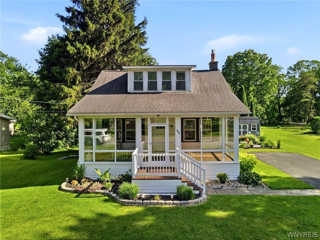 5886 Tonawanda Creek Road, Pendleton, NY 14094