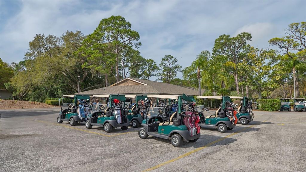 Image 50 of property listing at 4756 RINGWOOD MEADOW, Sarasota, FL 34235