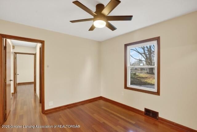 735 N Cochran Avenue, Charlotte, MI 48813