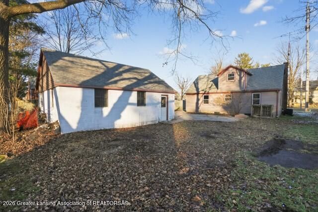 735 N Cochran Avenue, Charlotte, MI 48813