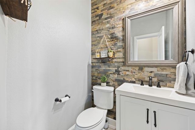 1544 Signature Drive, Weatherford, TX 76087