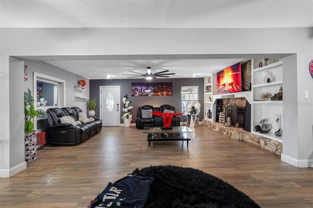 5515 LAKE LE CLARE ROAD, Lutz, FL 33558