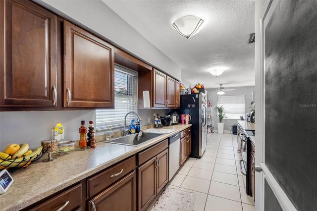 5515 LAKE LE CLARE ROAD, Lutz, FL 33558