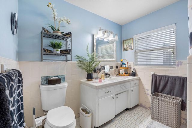 5515 LAKE LE CLARE ROAD, Lutz, FL 33558