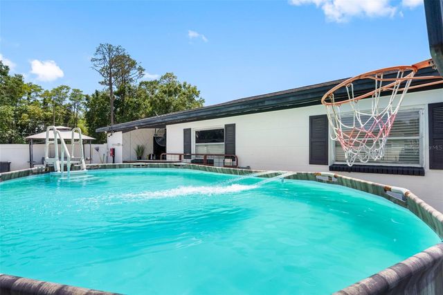 5515 LAKE LE CLARE ROAD, Lutz, FL 33558