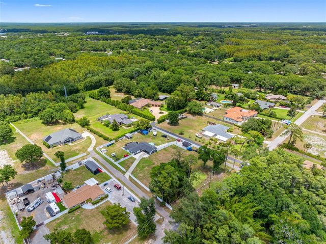 5515 LAKE LE CLARE ROAD, Lutz, FL 33558