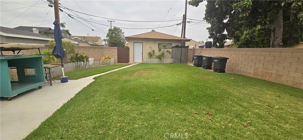 18517 Elaine, Artesia, CA 90701 — photo 4