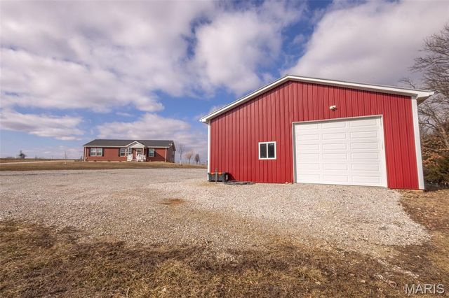 42046 Indiana Lane, Perry, MO 63462