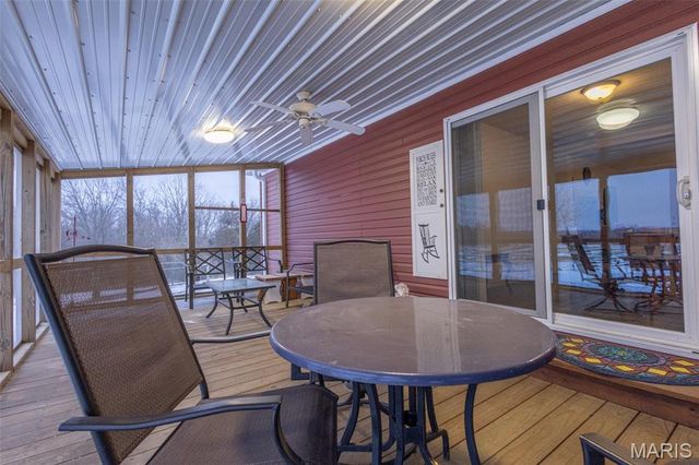 42046 Indiana Lane, Perry, MO 63462