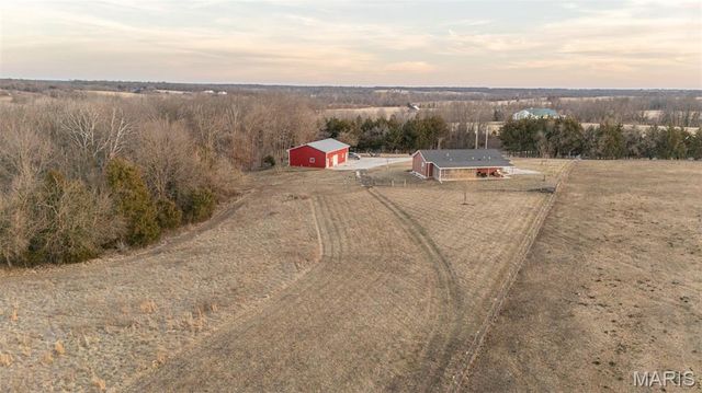 42046 Indiana Lane, Perry, MO 63462