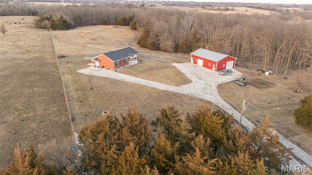 42046 Indiana Lane, Perry, MO 63462