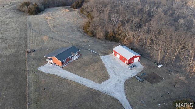 42046 Indiana Lane, Perry, MO 63462