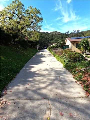 1515 Belleau Road, Glendale, CA 91206