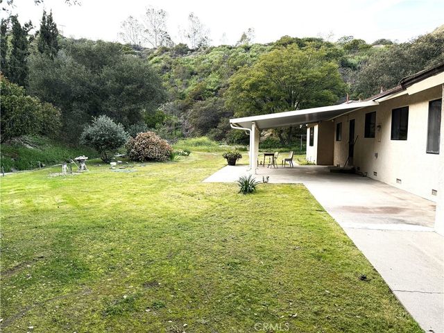 1515 Belleau Road, Glendale, CA 91206