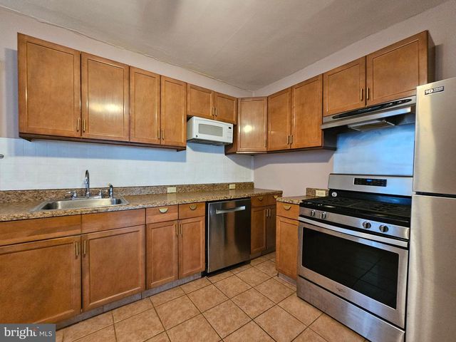 710 SAVILLE AVE, Crum Lynne, PA 19022