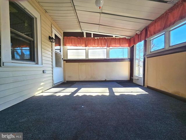 710 SAVILLE AVE, Crum Lynne, PA 19022