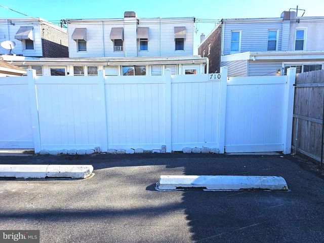 710 SAVILLE AVE, Crum Lynne, PA 19022