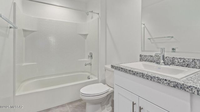 6105 E Falconry Trail, Tucson, AZ 85756