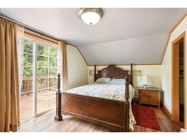 51557 Sw EM WATTS Rd, Scappoose, OR 97056