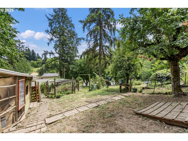 51557 Sw EM WATTS Rd, Scappoose, OR 97056