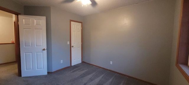 8870 92nd Street S, Cottage Grove, MN 55016