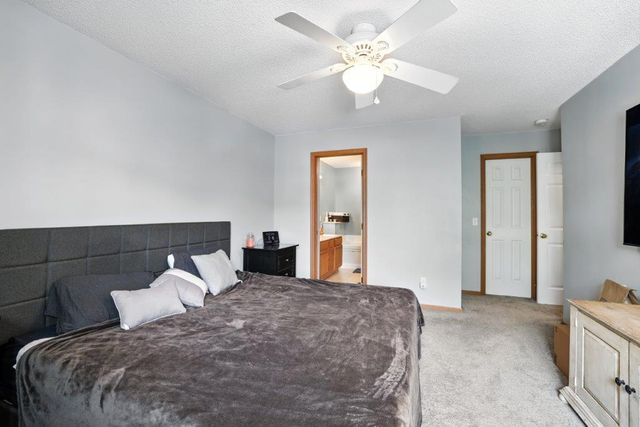 8870 92nd Street S, Cottage Grove, MN 55016