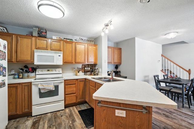 8870 92nd Street S, Cottage Grove, MN 55016