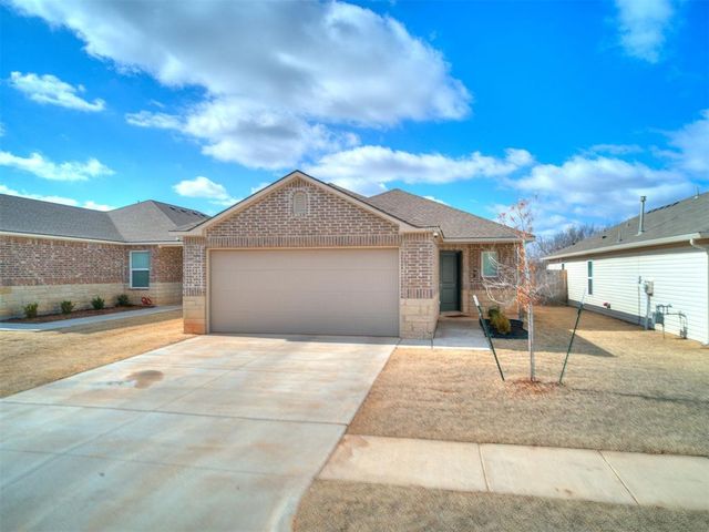 11705 Annette Drive, Yukon, OK 73099