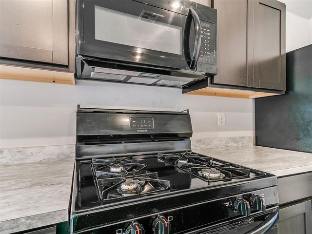 11705 Annette Drive, Yukon, OK 73099