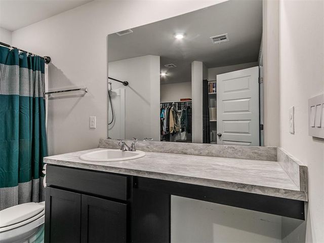 11705 Annette Drive, Yukon, OK 73099