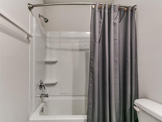 11705 Annette Drive, Yukon, OK 73099