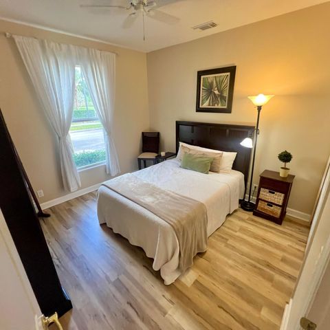 10619 SW Cam Run, Port St Lucie, FL 34987