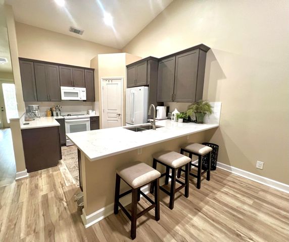 10619 SW Cam Run, Port St Lucie, FL 34987